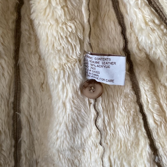 Nice jacket - Picture 3 of 4